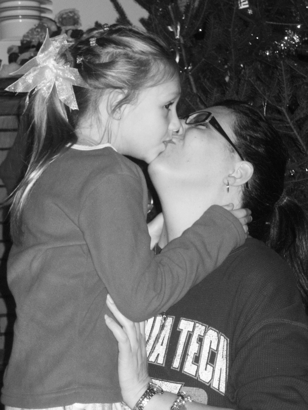 5 Reasons Why Mother’s Day Sucks if You Don’t Have A Mom To Celebrate&nbsp;With